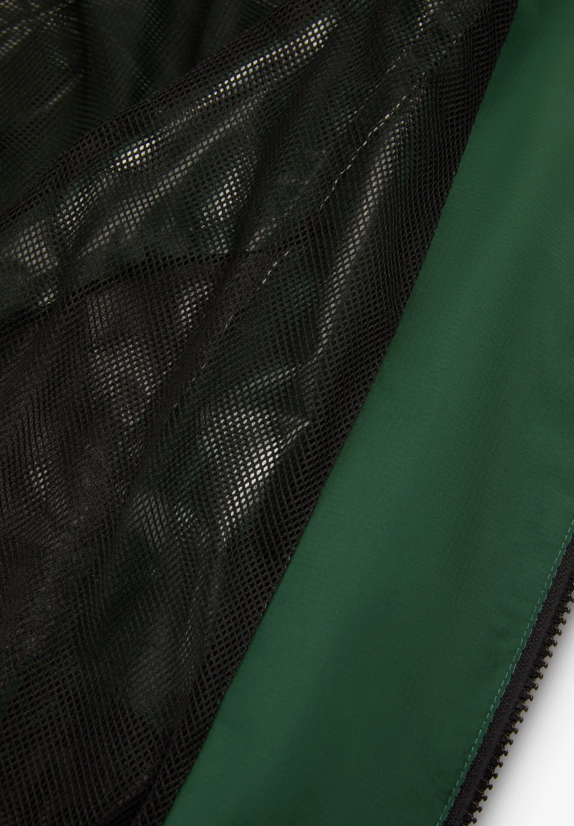 SCALPERS X SPORTING CP WINDBREAKER - Image 10