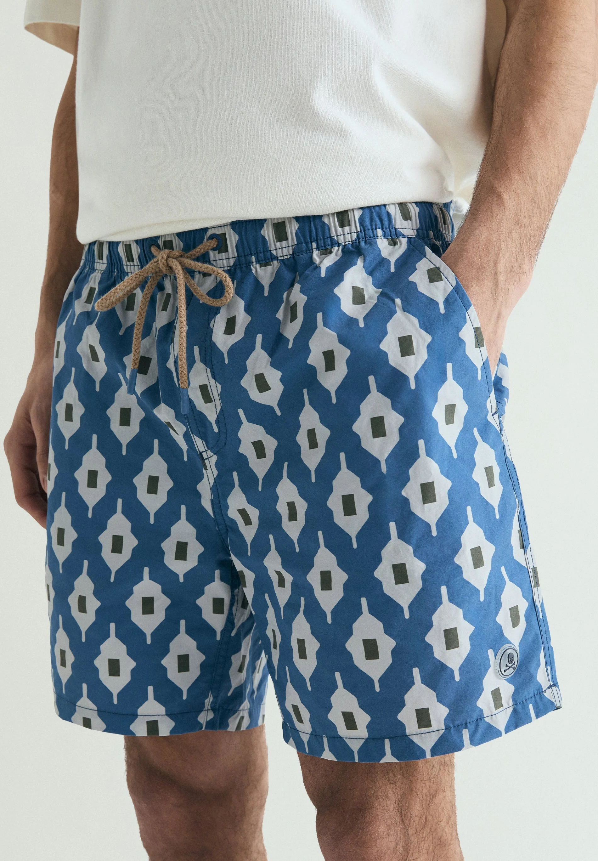GEOMETRIC PRINT SWIMMING TRUNKS - Image 5