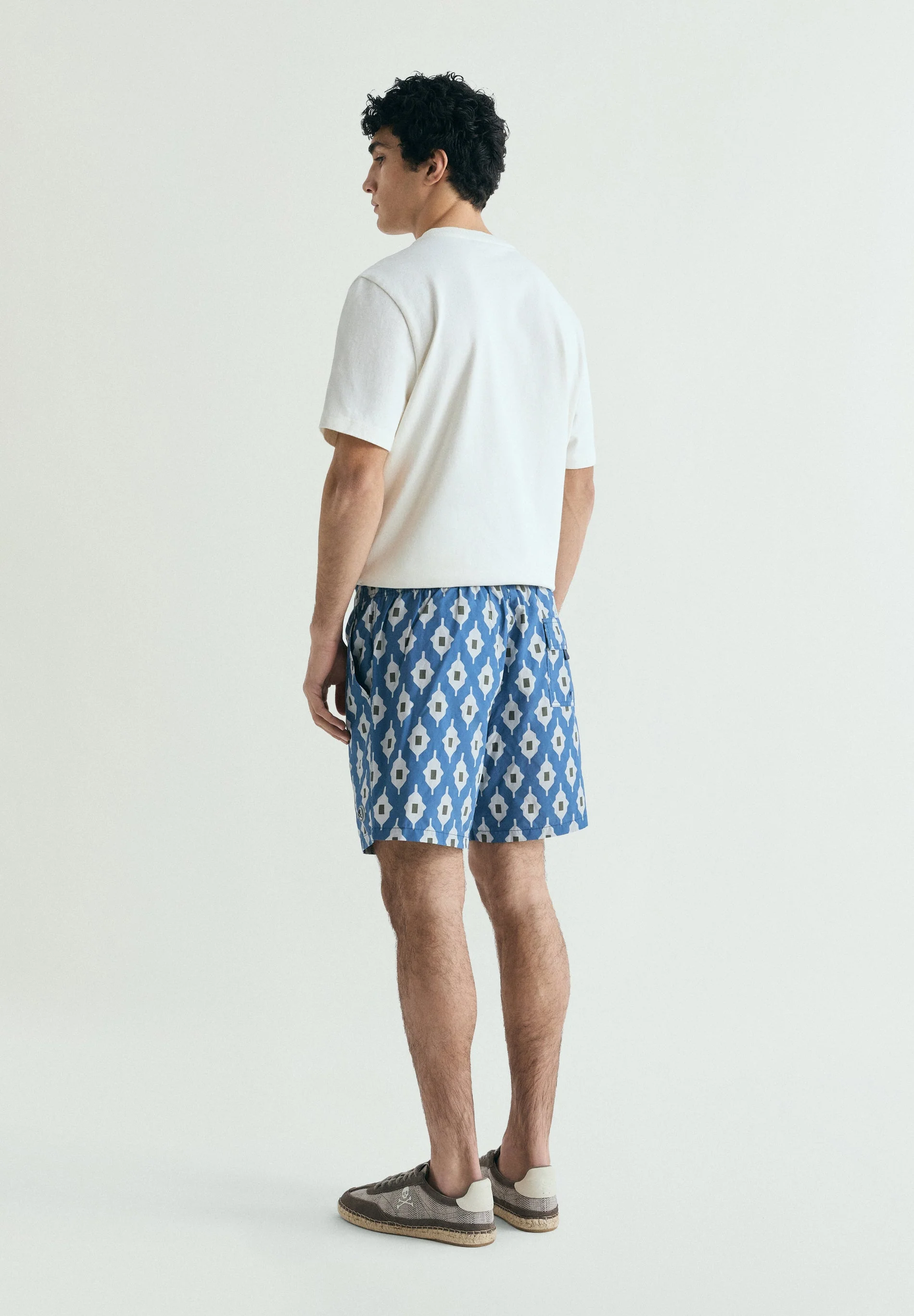 GEOMETRIC PRINT SWIMMING TRUNKS - Image 6