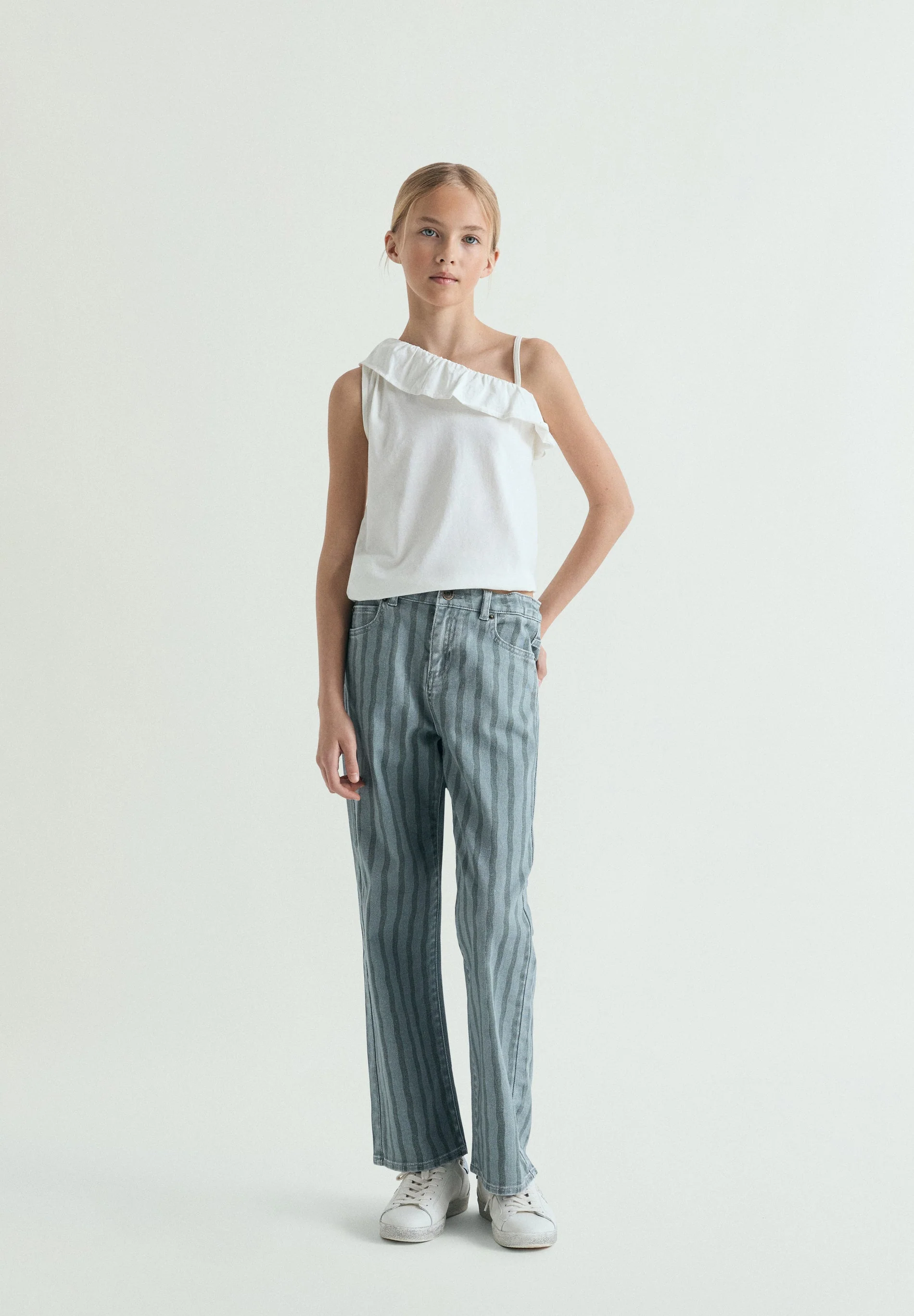 SCALLOPED JEANS - Image 2