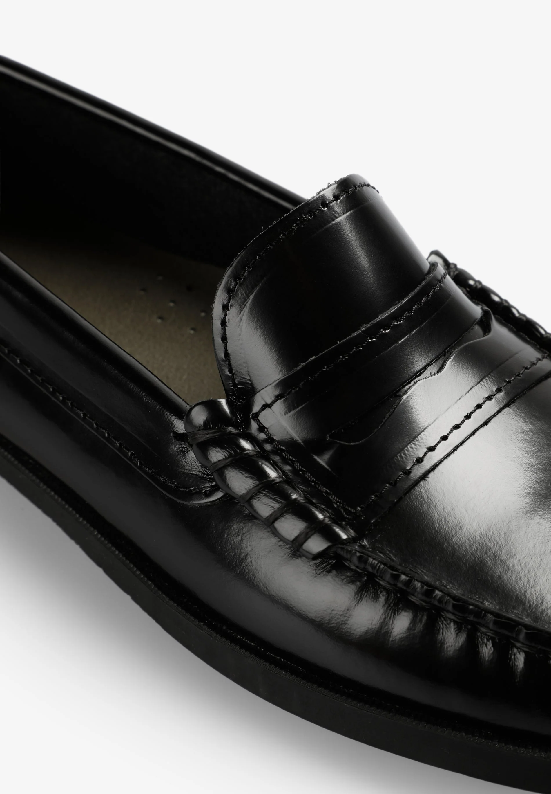 CLASSIC LEATHER LOAFERS - Image 7