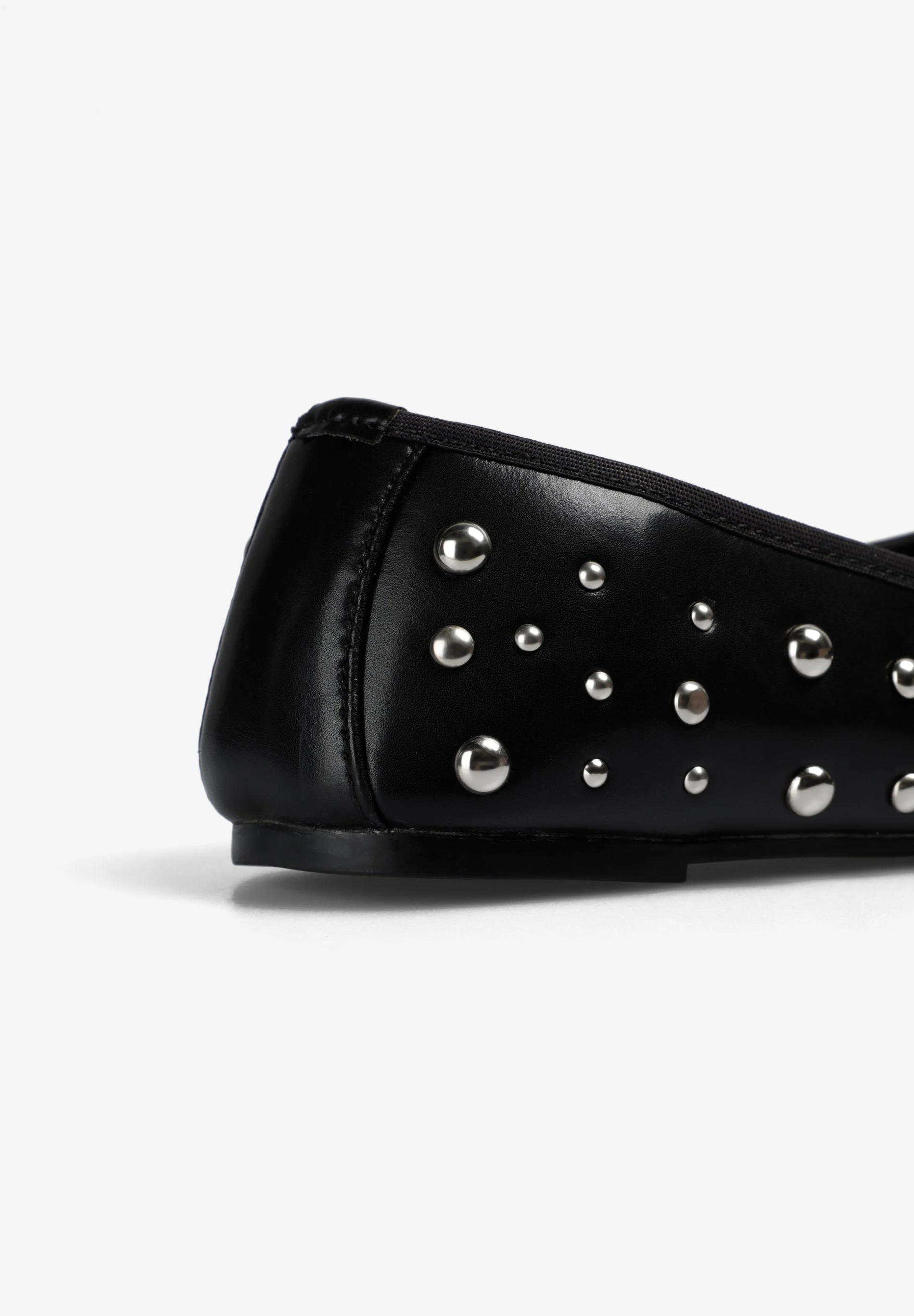 LEATHER BALLET FLATS WITH STUDS - Image 7
