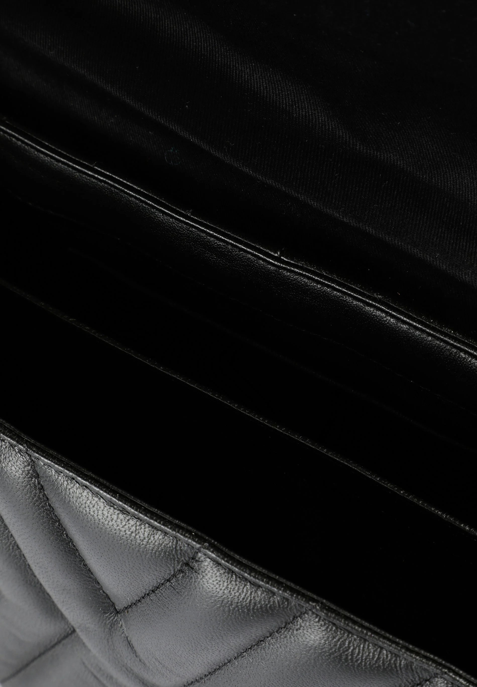 QUILTED LEATHER BAG - Image 8