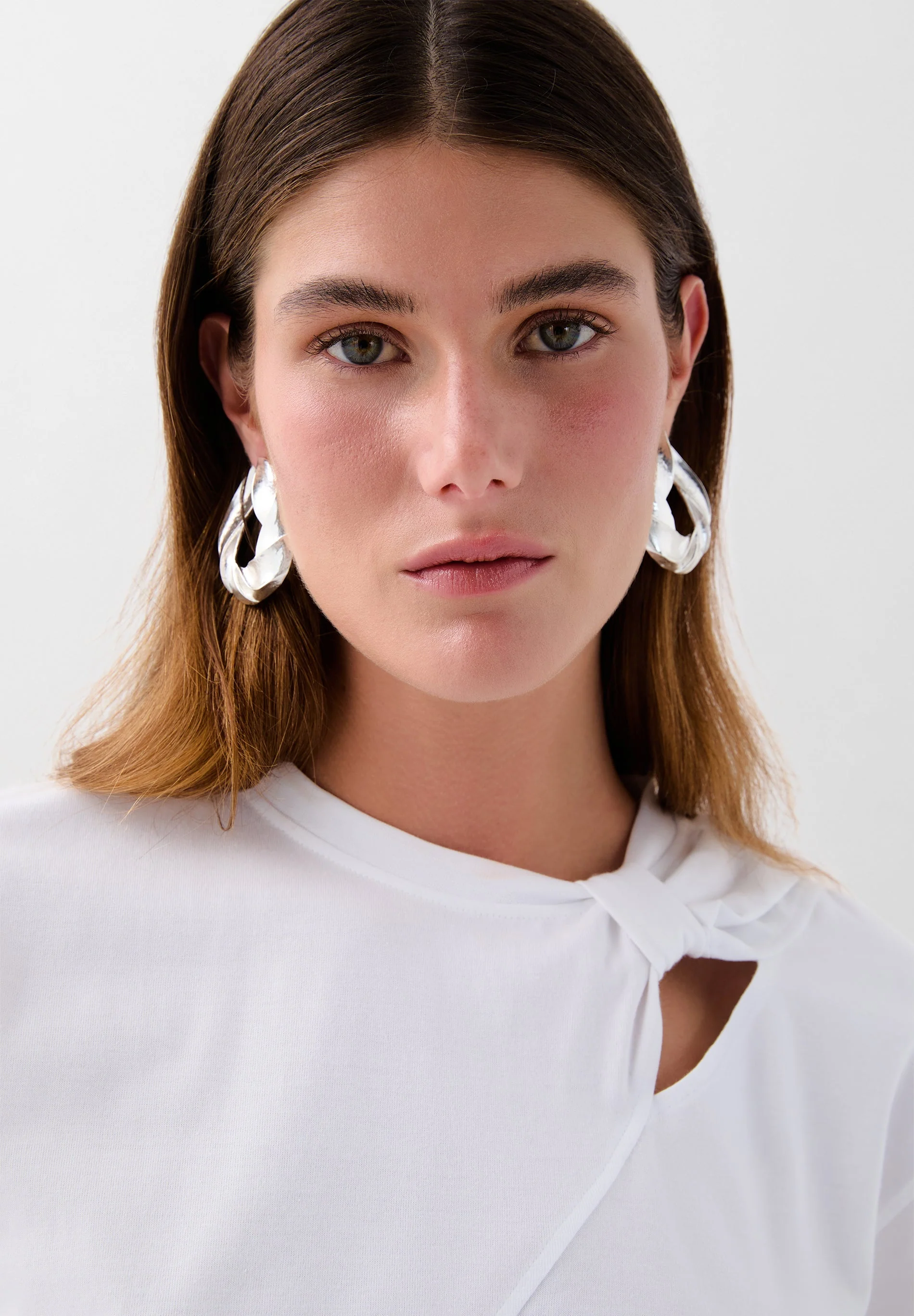 SILVER LOGO EARRINGS - Image 4