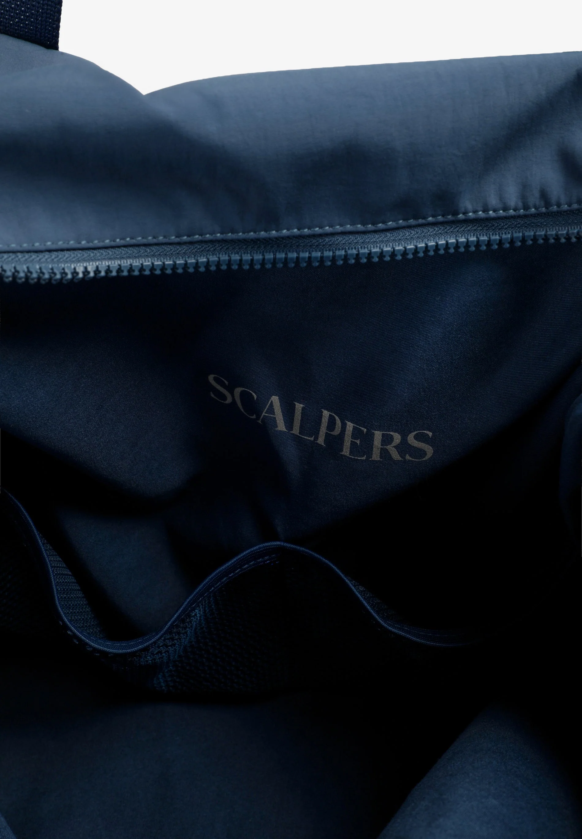 SKULL CLUB TECHNICAL BAG - Image 9