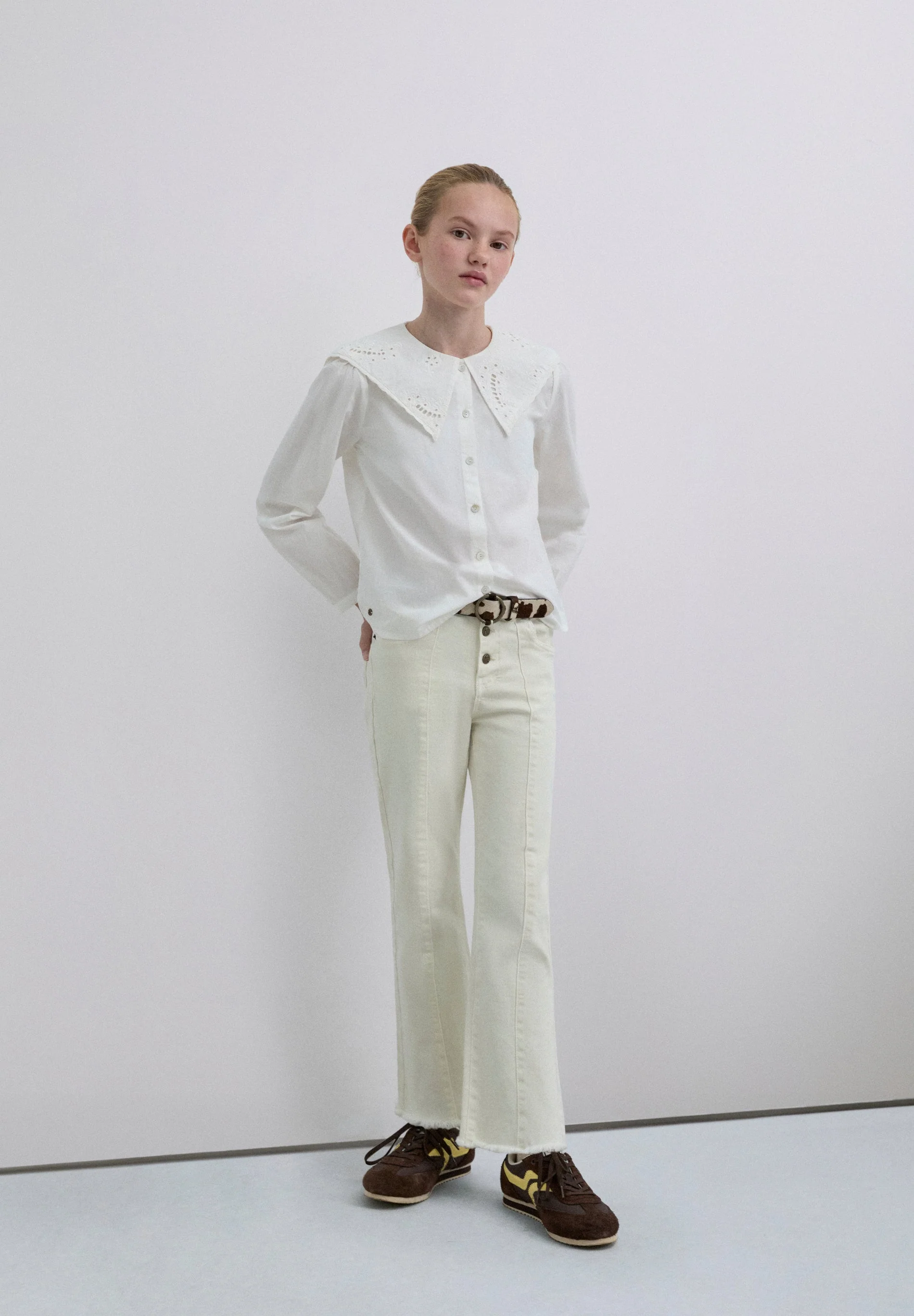 EMBROIDERED COLLAR SHIRT - Image 4