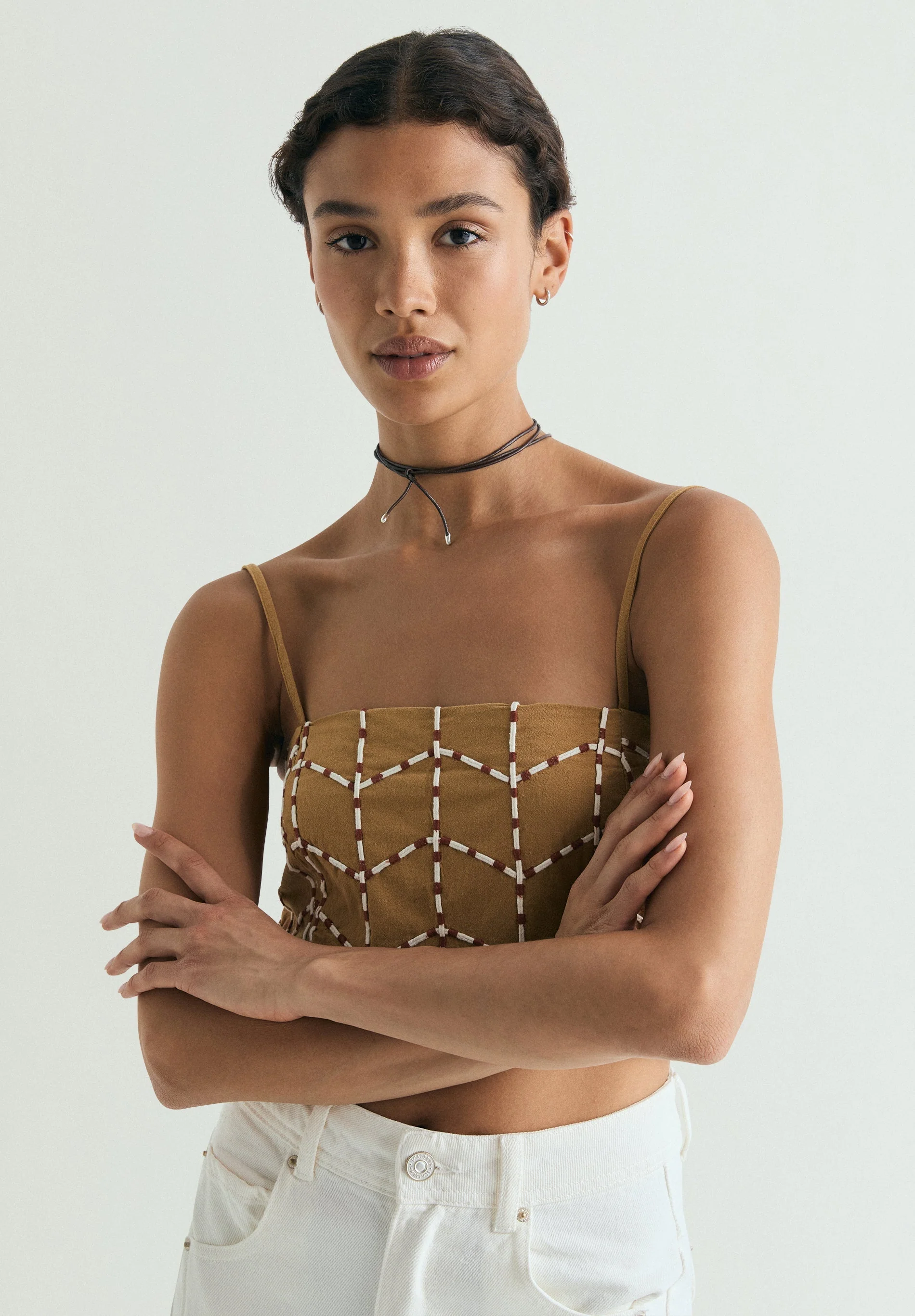 GEOMETRIC EMBROIDERED TOP - Image 3