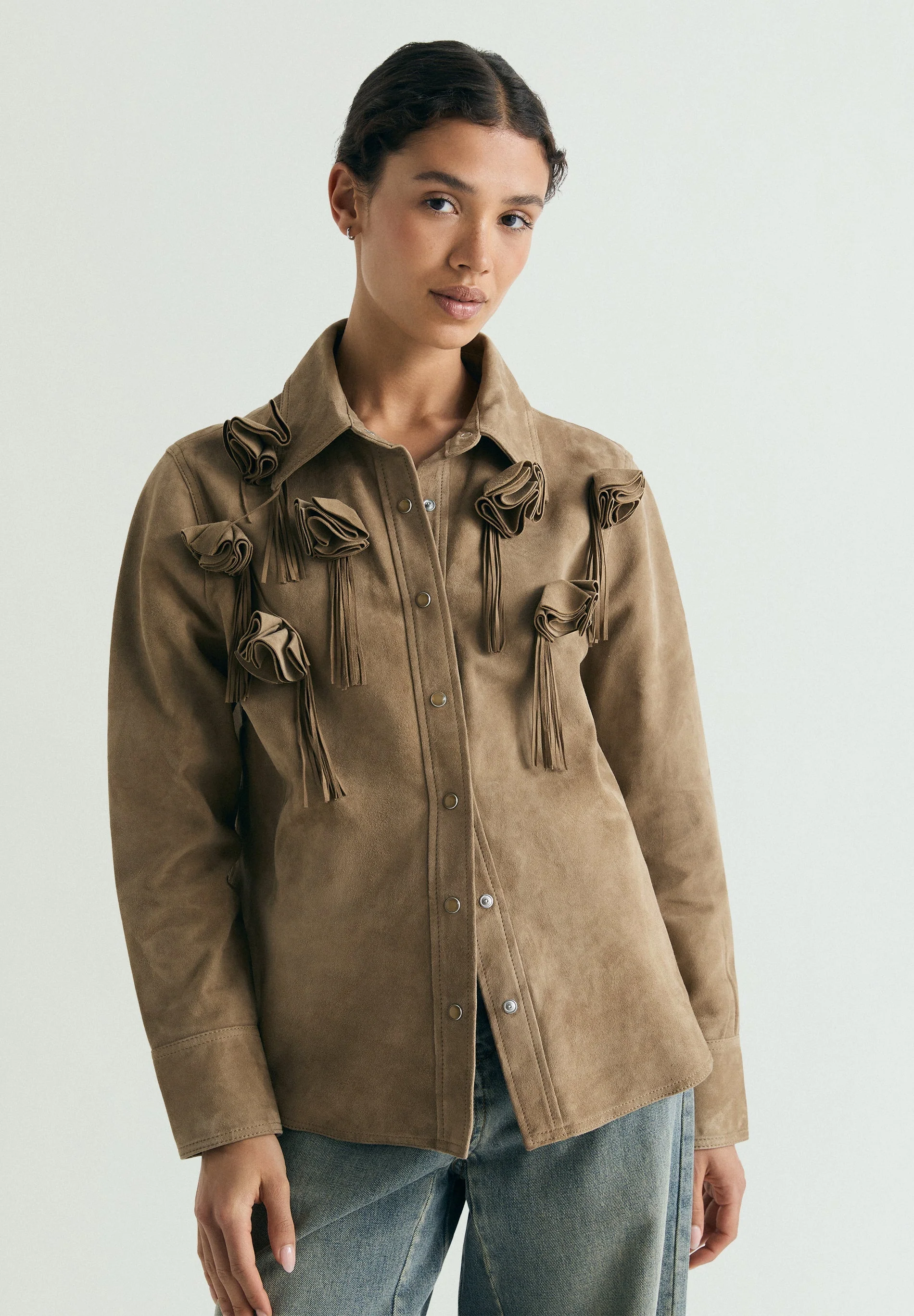SUEDE SHIRT WITH FLORAL DETAIL - Image 2