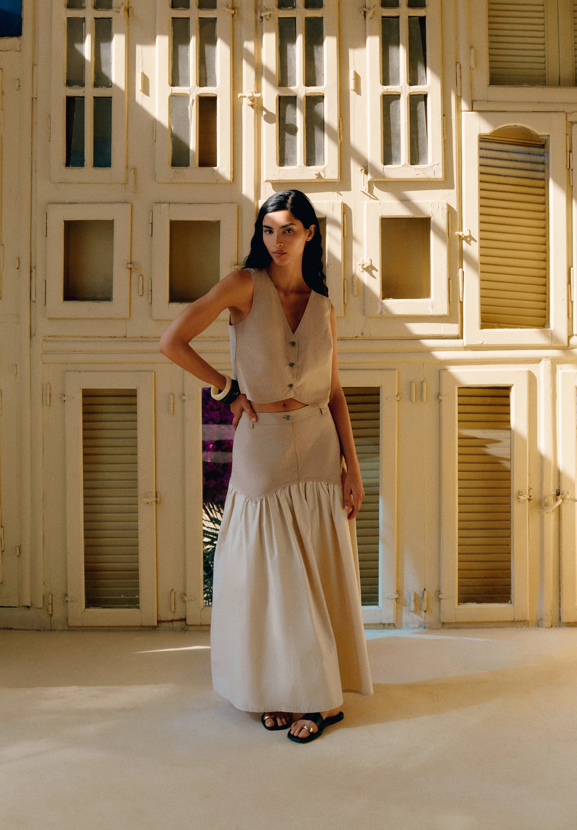 CONTRAST MIDI SKIRT - Image 6