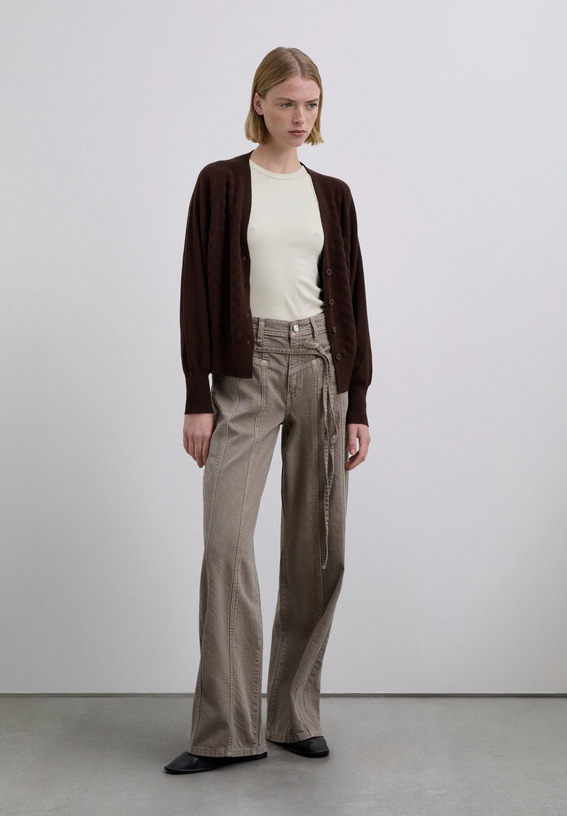 JEANS WITH WAISTBAND DETAIL - Image 2