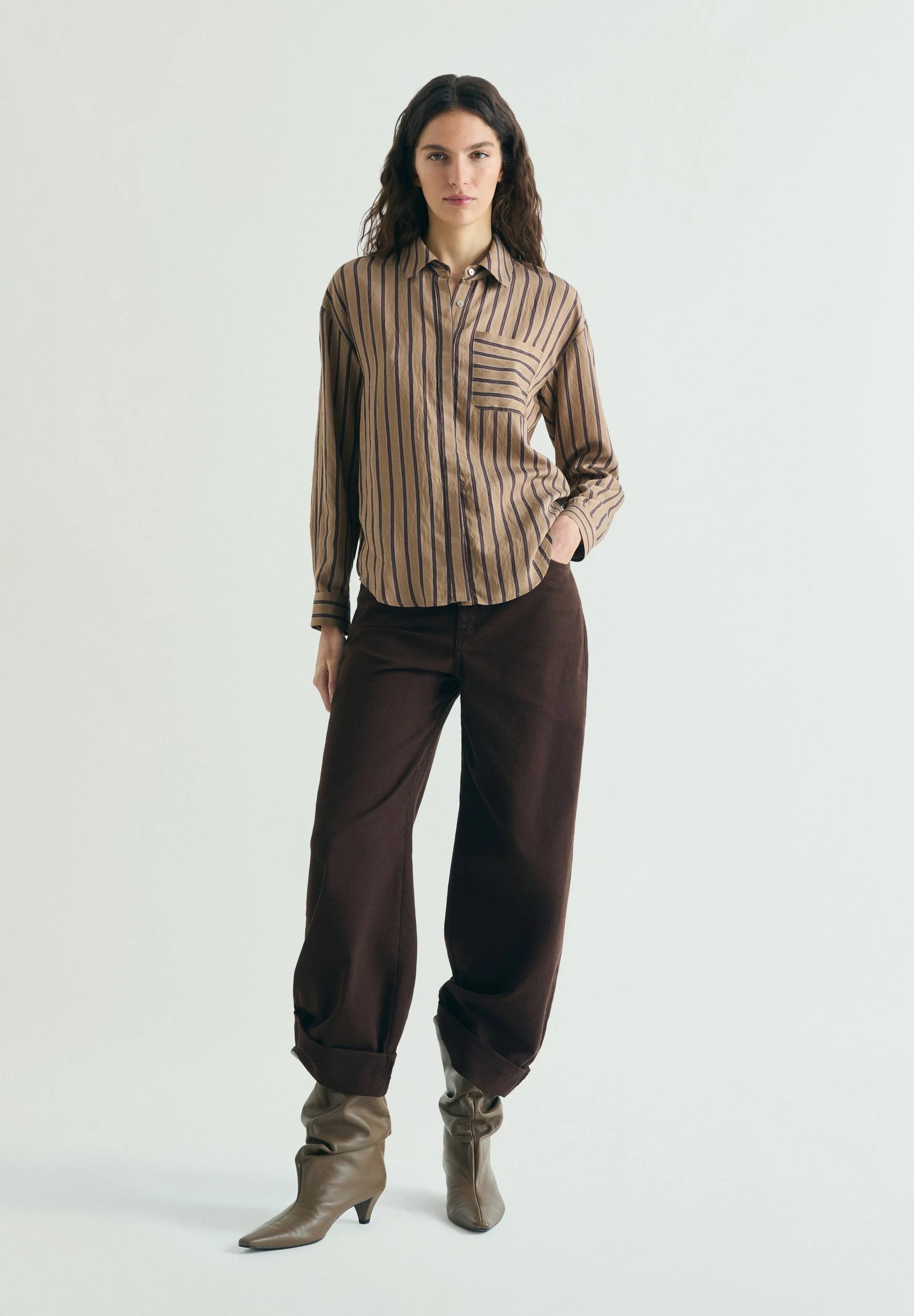 JEANS WITH HEM DETAIL - Image 2