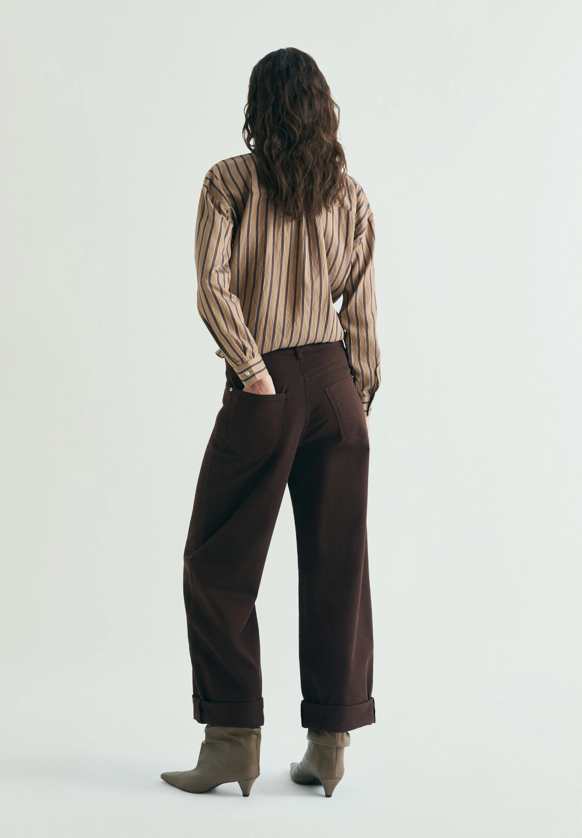 JEANS WITH HEM DETAIL - Image 3