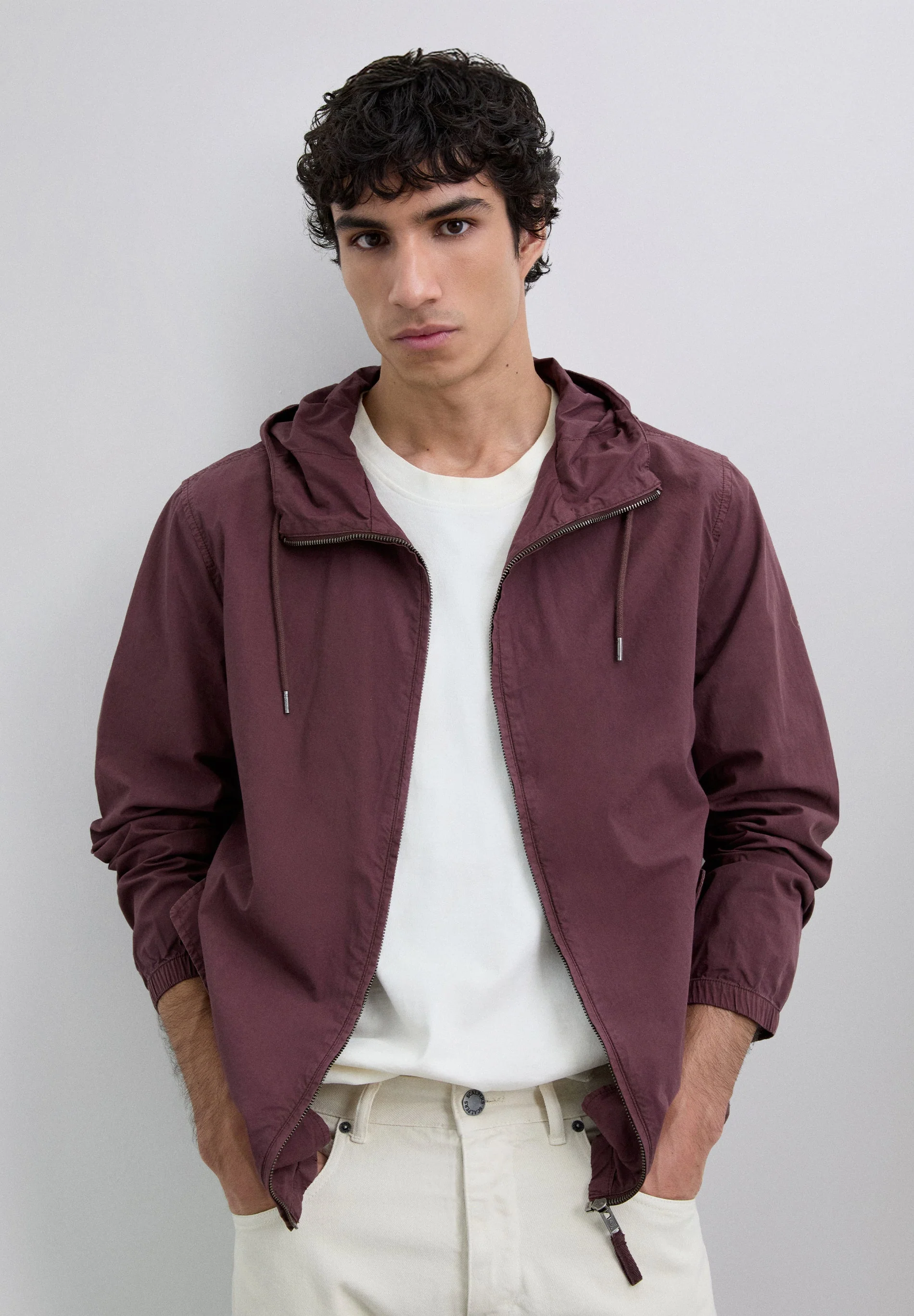 LIGHTWEIGHT JACKET WITH HOOD - Image 2
