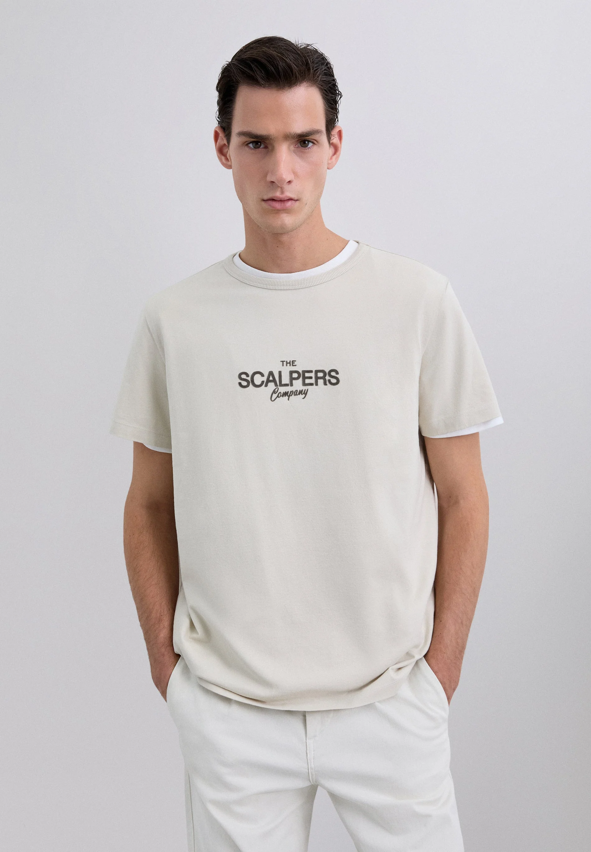 T-SHIRT WITH FRONT LOGO - Image 3