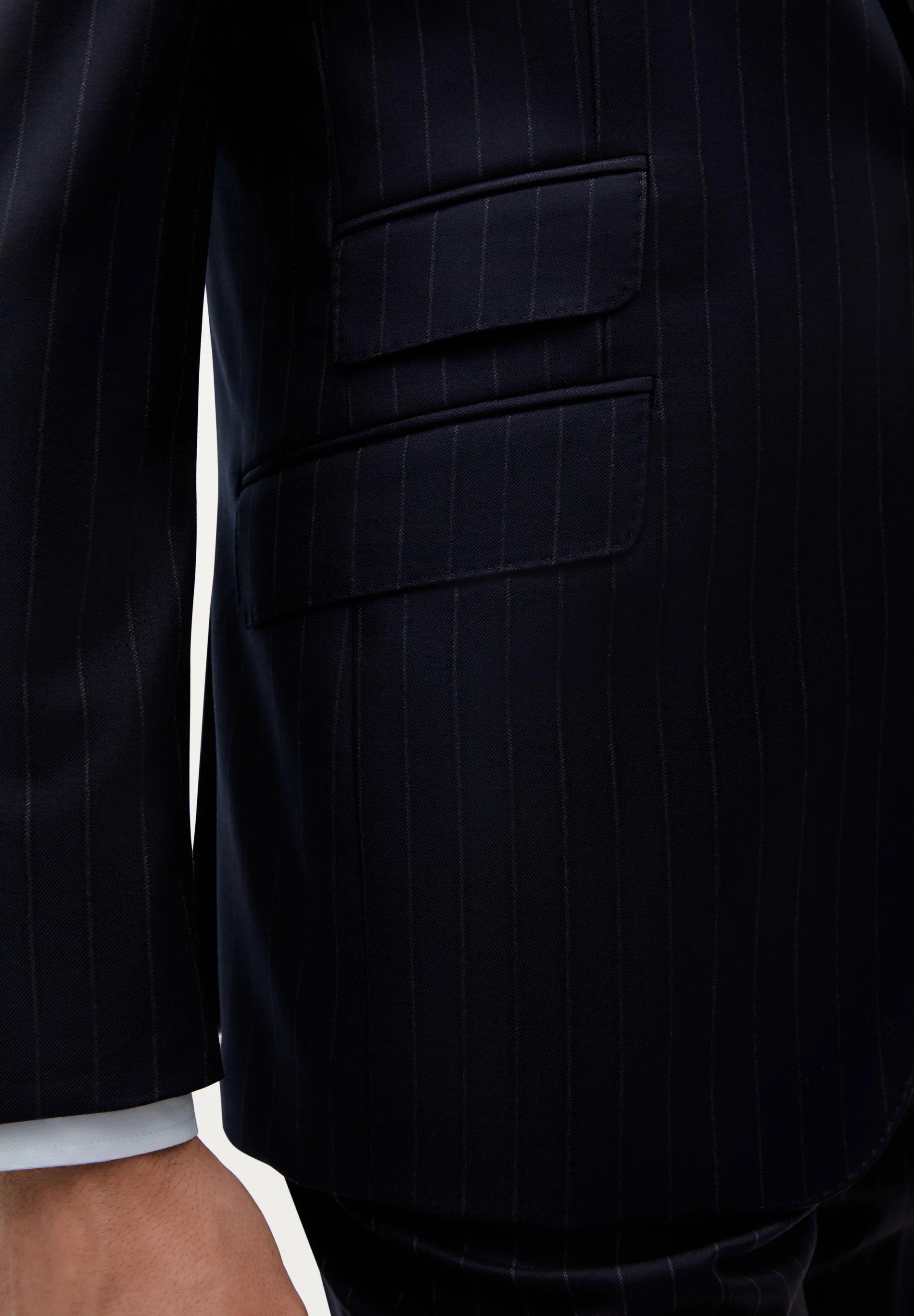 WOOL PINSTRIPE BLAZER - Image 5