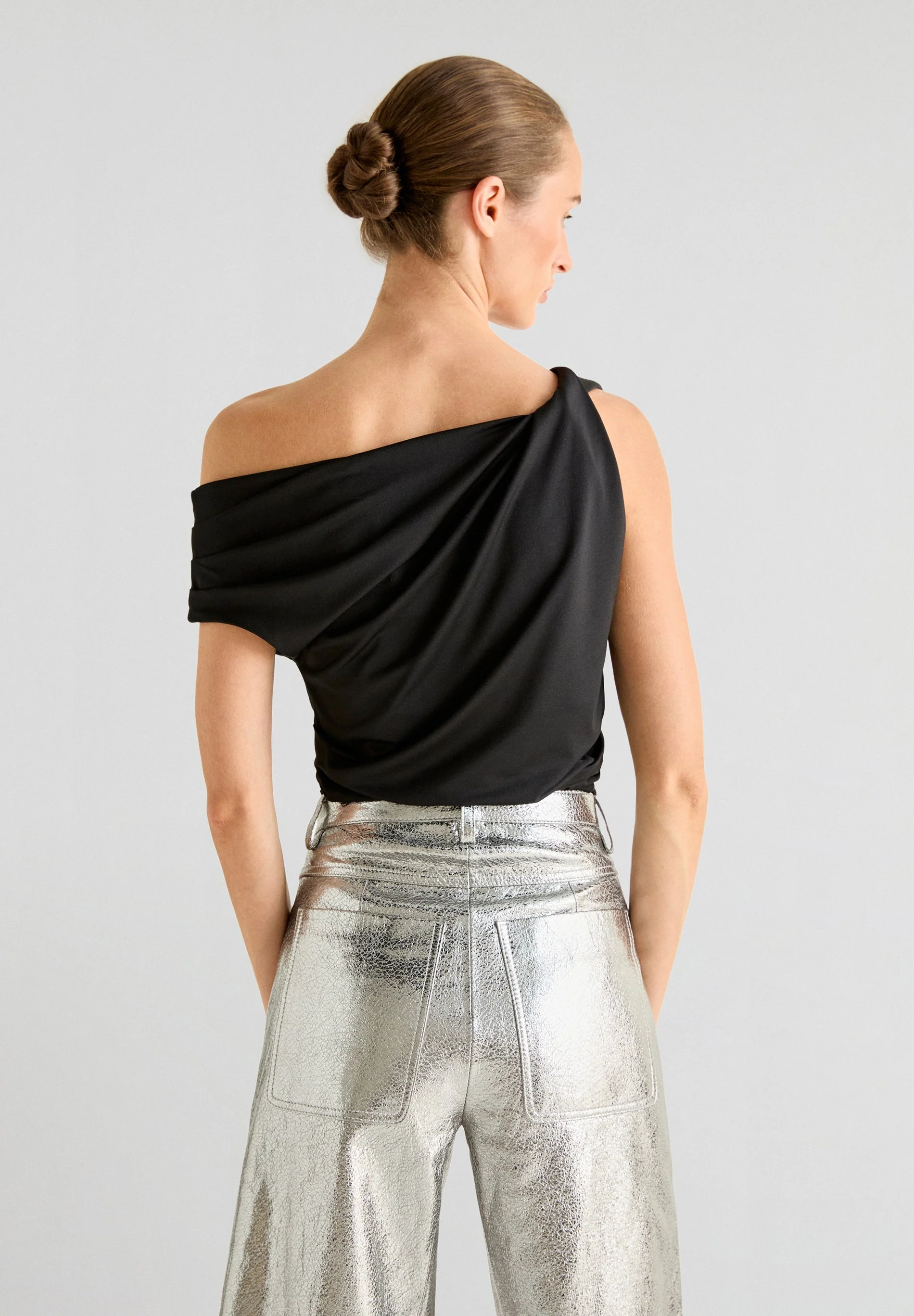 SCALPERS X LOVE STORIES ASYMMETRIC TOP - Image 4