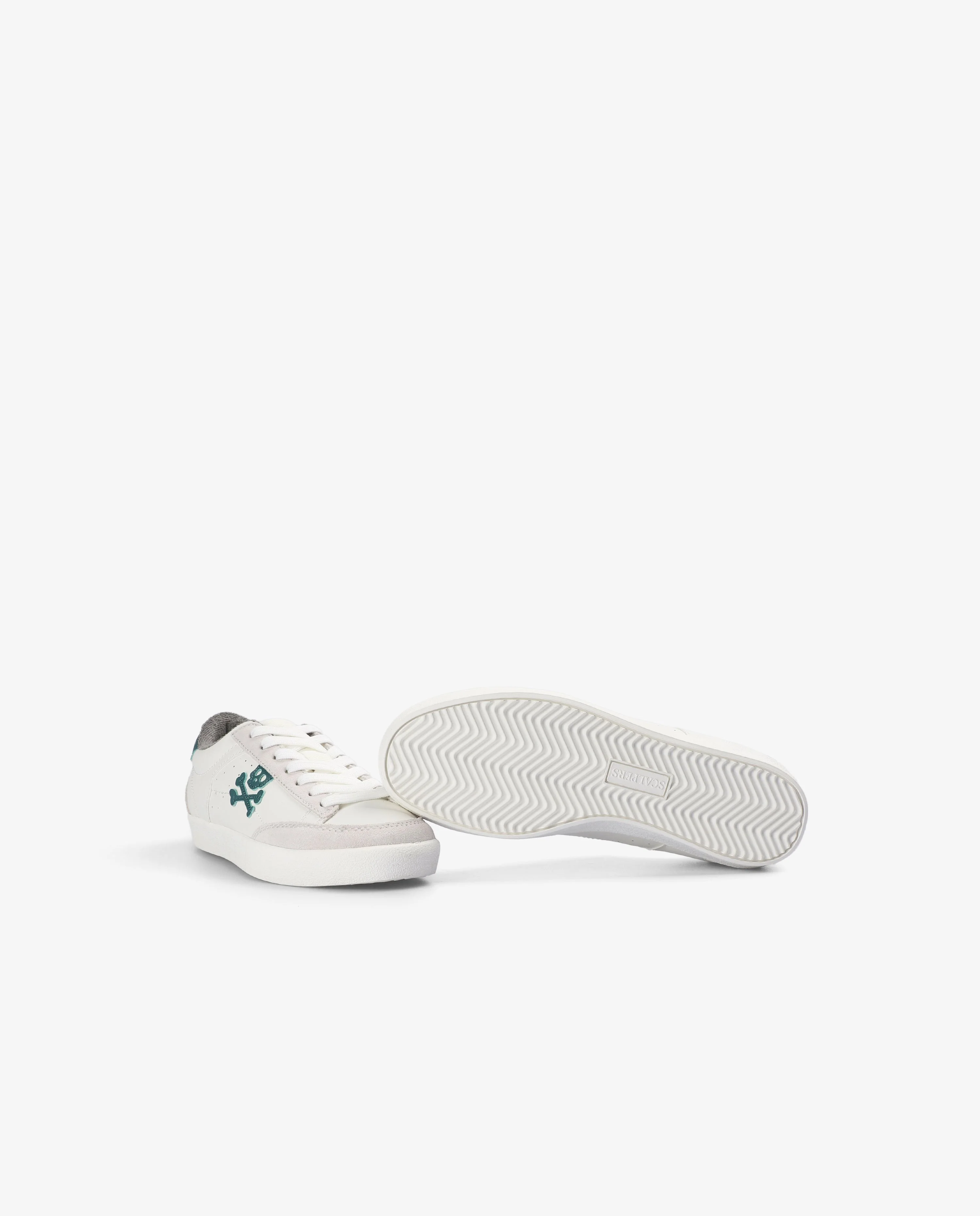 SNEAKERS WITH CONTRAST SKULL - Image 5