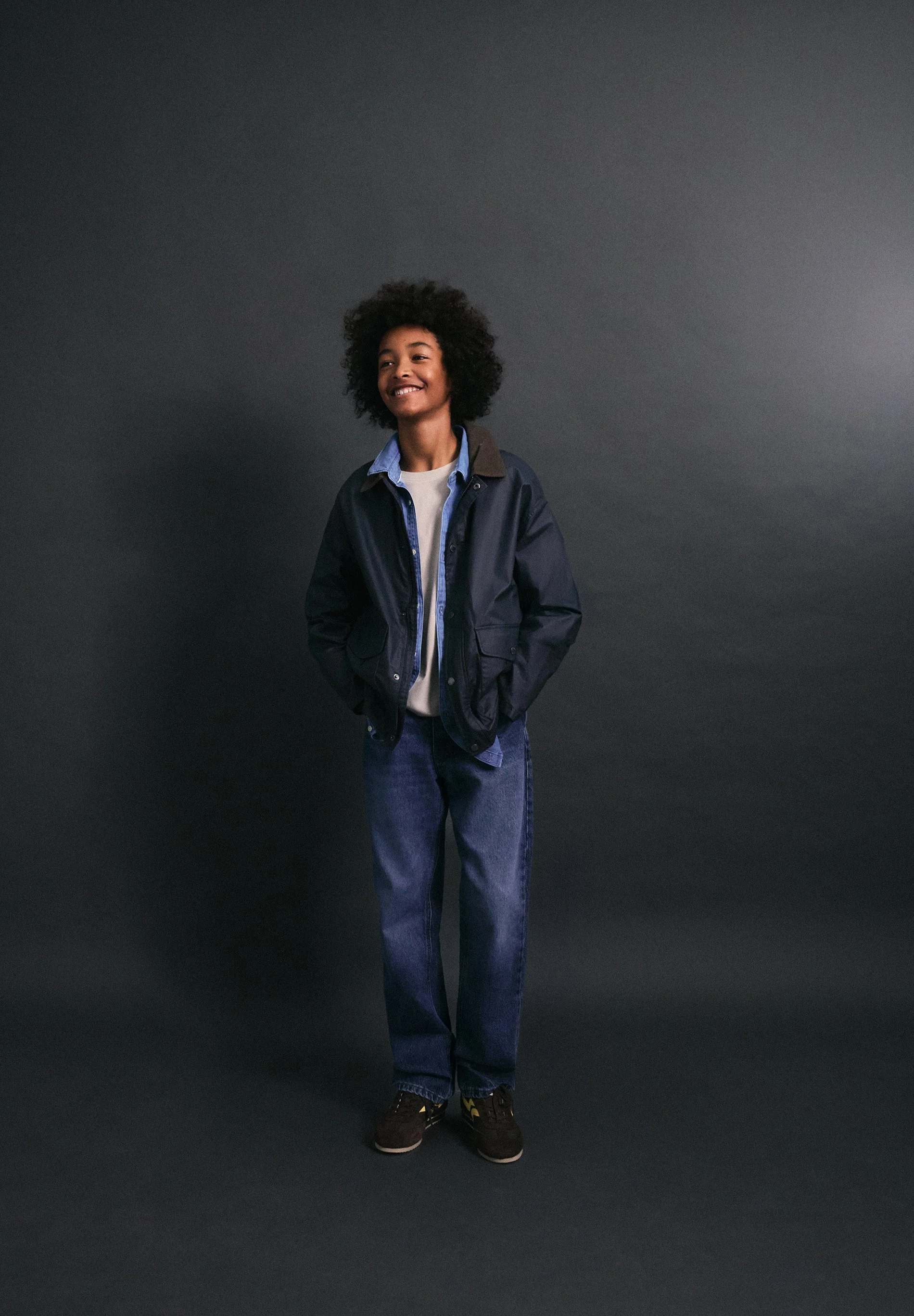 JACKET WITH CONTRAST CORDUROY COLLAR