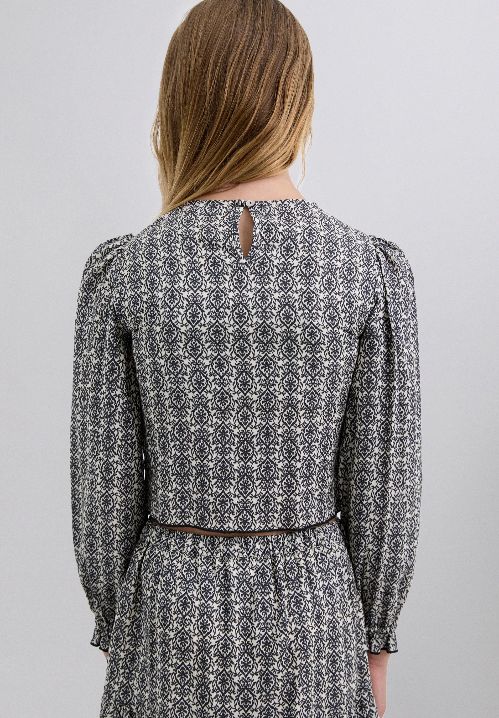PRINT BLOUSE WITH RUFFLE - Image 7