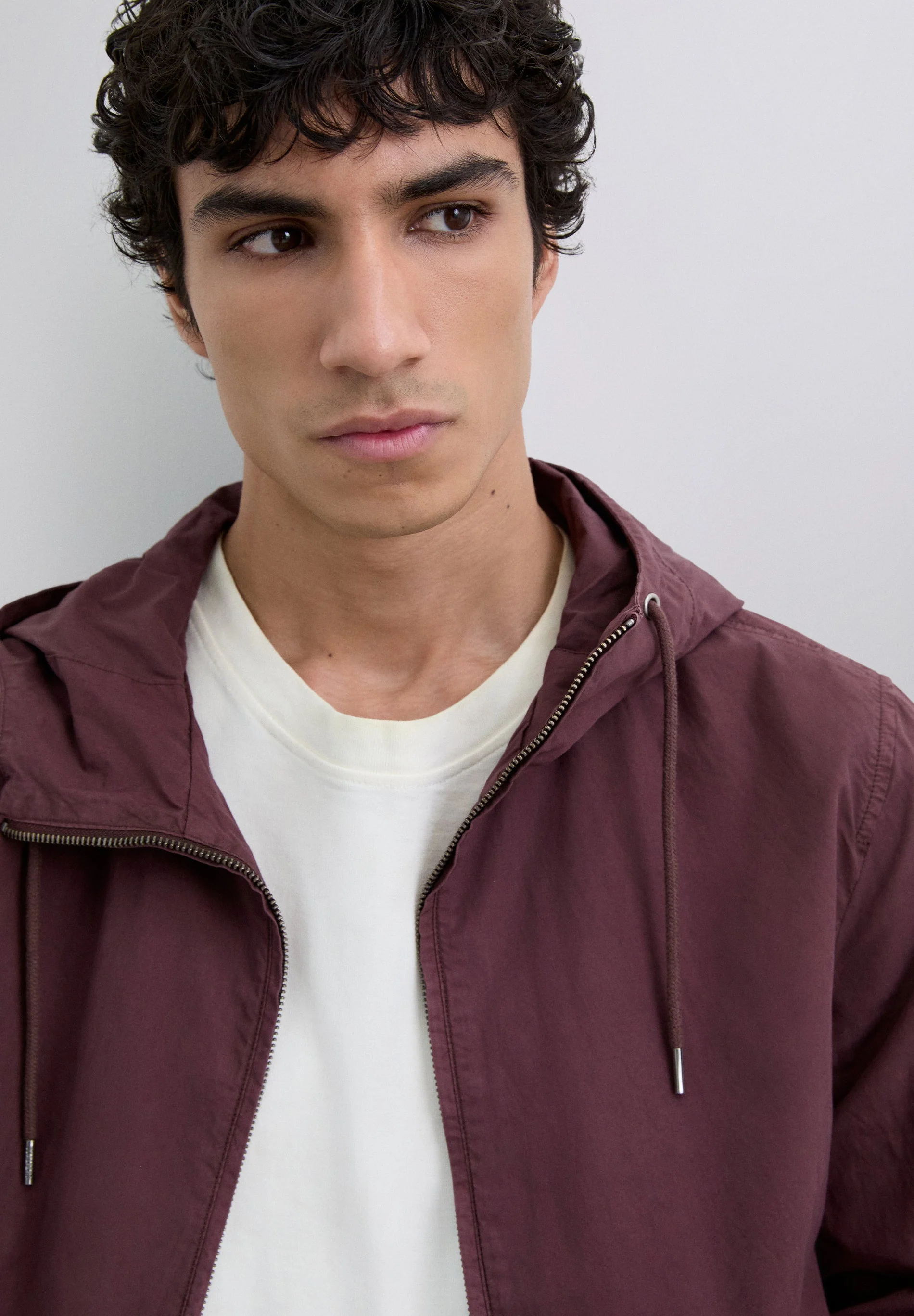 LIGHTWEIGHT JACKET WITH HOOD - Image 3
