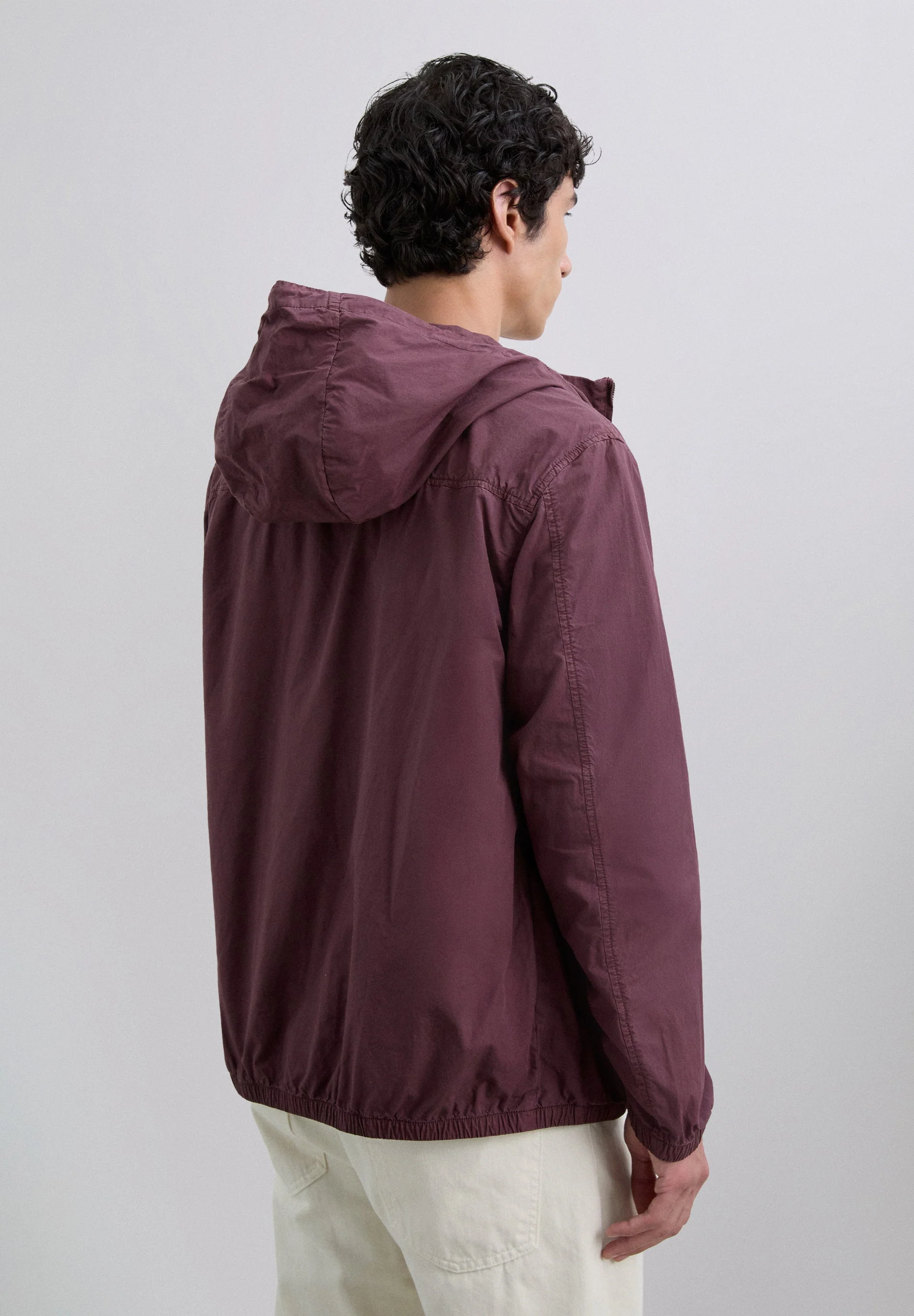 LIGHTWEIGHT JACKET WITH HOOD - Image 5